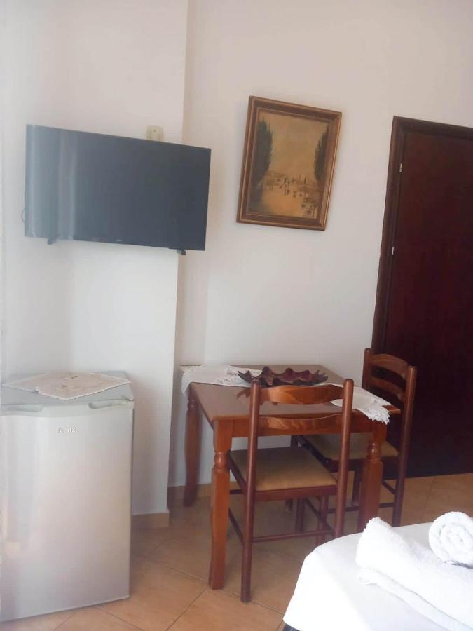 Vila Shuka Ksamil Sarandë Exteriör bild