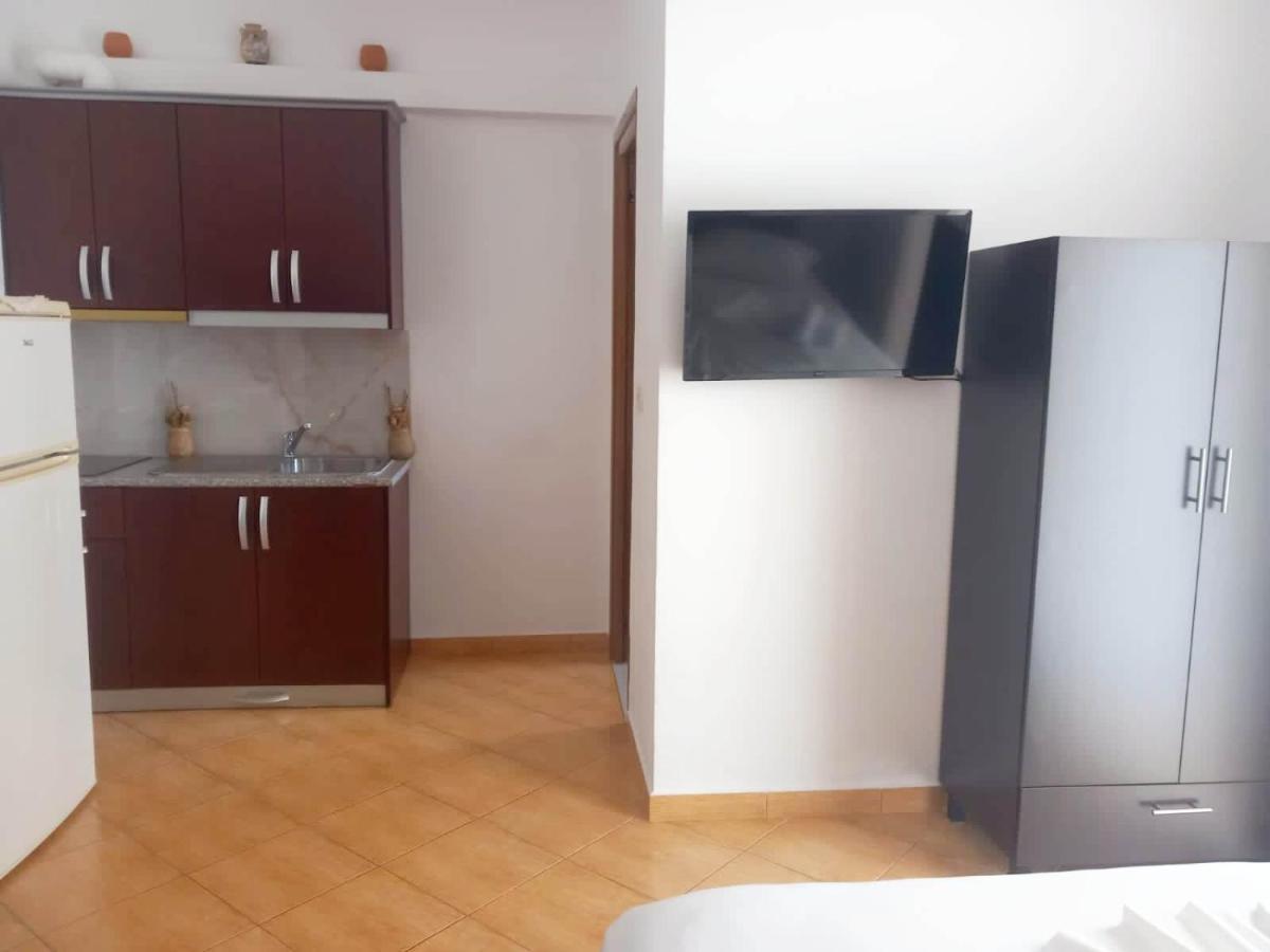 Vila Shuka Ksamil Sarandë Exteriör bild
