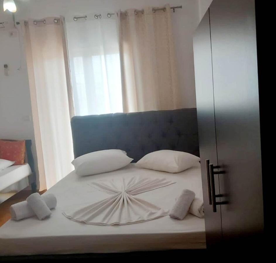 Vila Shuka Ksamil Sarandë Exteriör bild